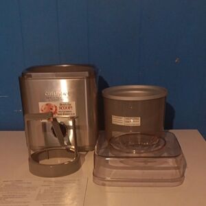 Cuisinart Frozen Yogurt/Ice Cream Maker & Sorbet Maker in Silver
